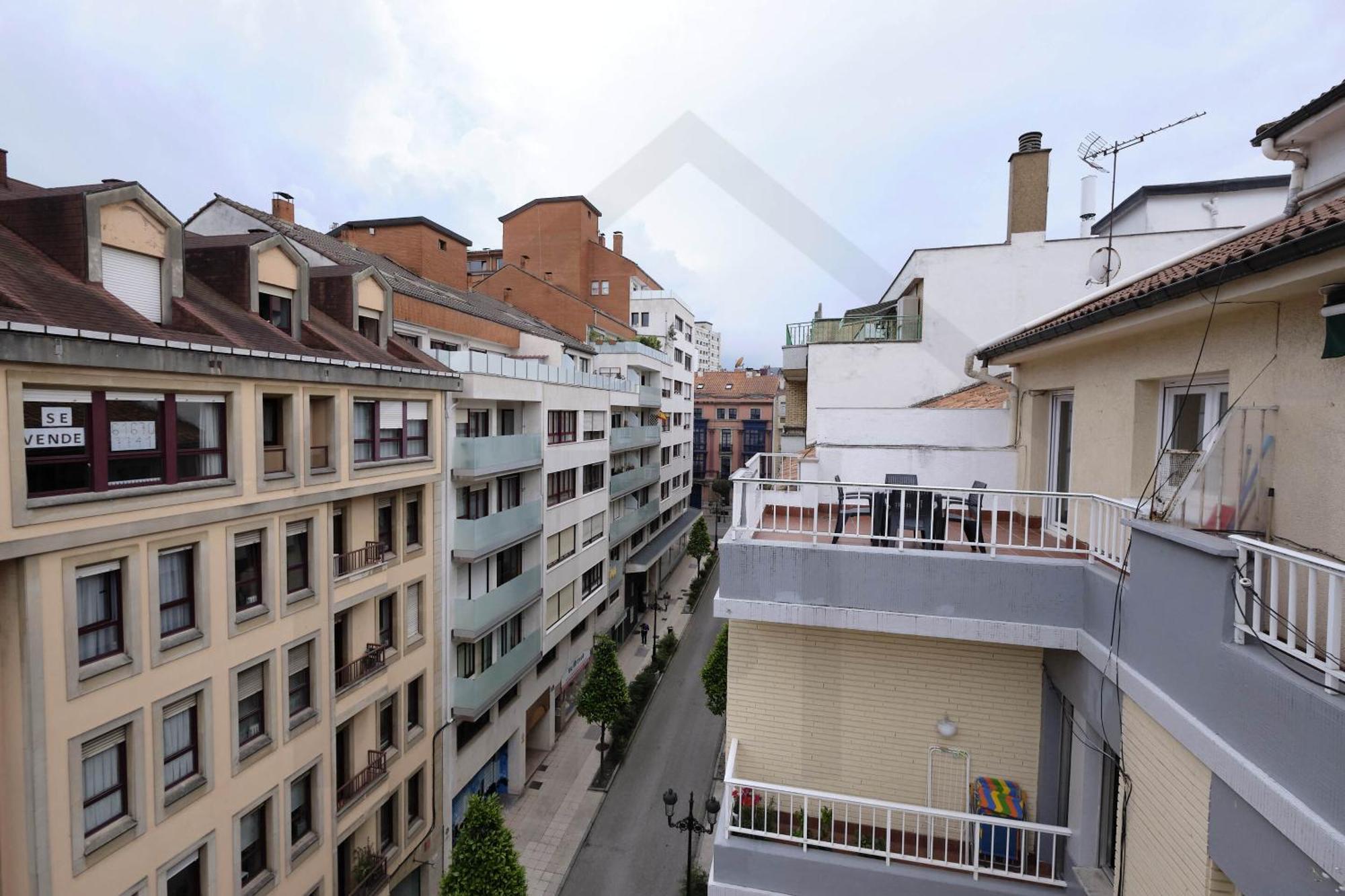 Atico Quintana I - Con Terraza, Vistas A La Ciudad, En El Centro, Con Wifi Y Garaje Apartment Овиедо Екстериор снимка