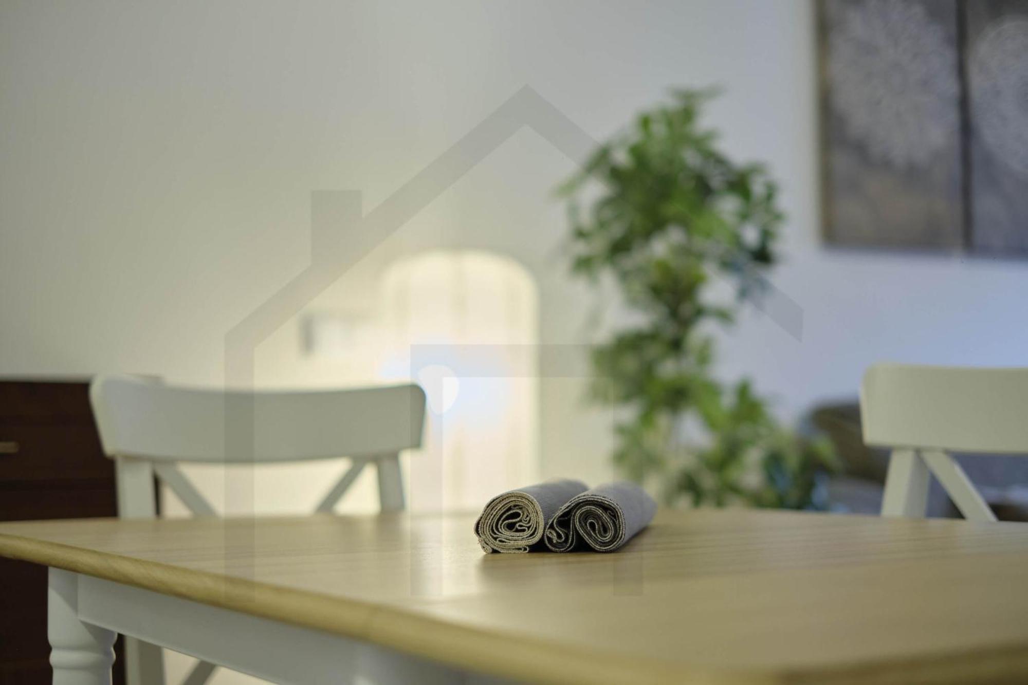 Atico Quintana I - Con Terraza, Vistas A La Ciudad, En El Centro, Con Wifi Y Garaje Apartment Овиедо Екстериор снимка